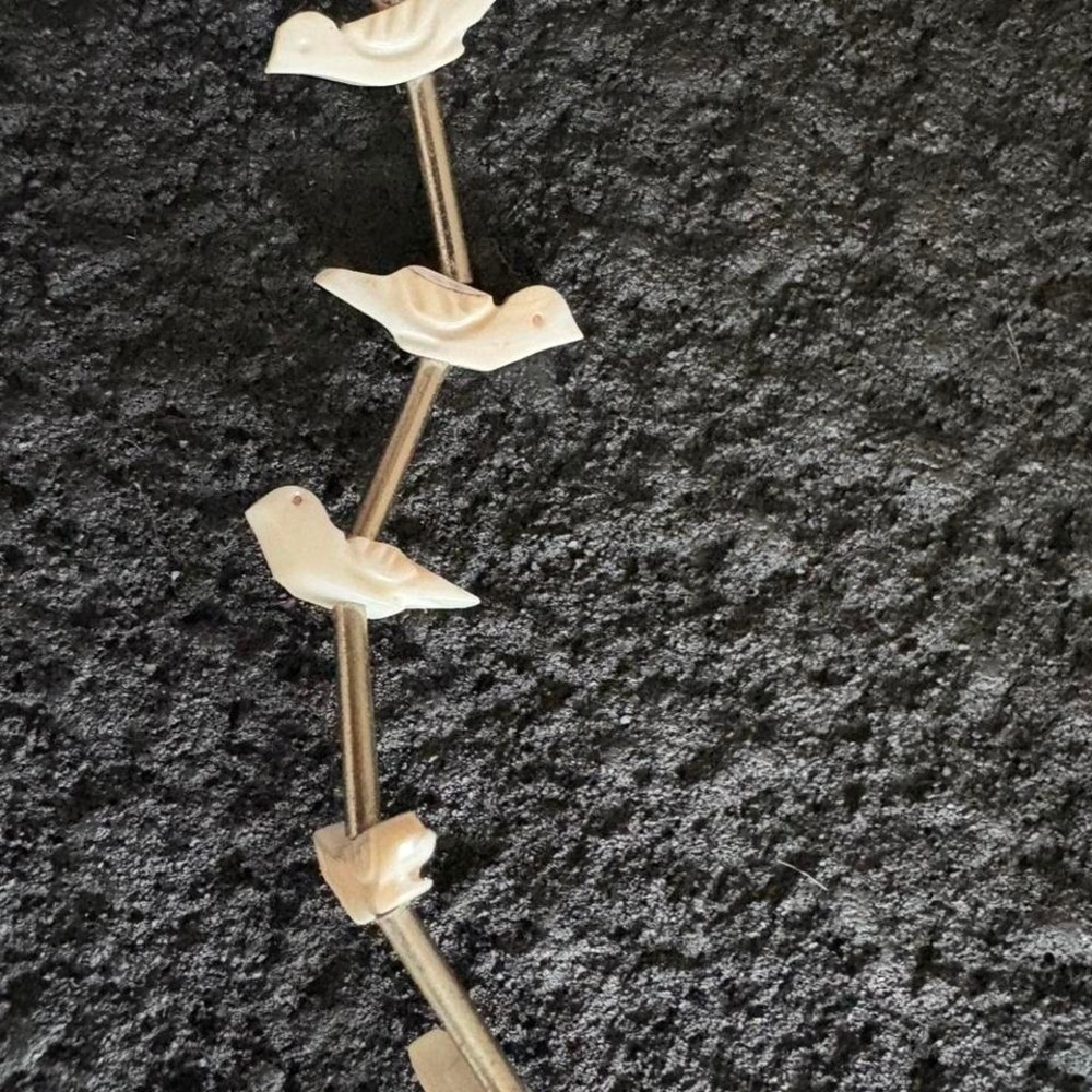 Ivory Bird Vintage Handmade Choker Necklace – 16"